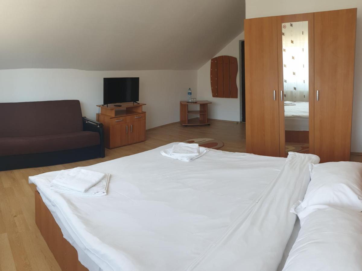 Hotel Valea Doamnei Nucşoara Exterior foto